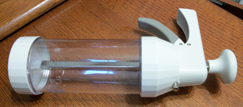 Pampered Chef Cookie Biscuit Press Preowned Boxed