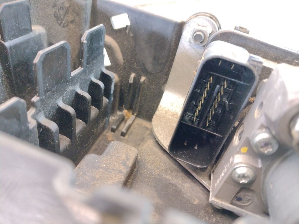 2014 HONDA CBR650F ABS PUMP