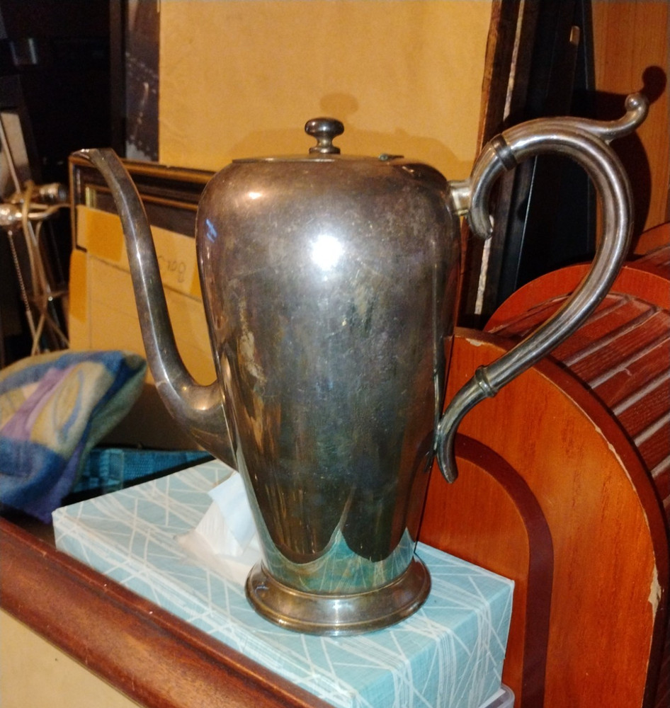 Benedict Silverplate Antique Coffee Pot Ornate Handle Footed Base Elegant Design