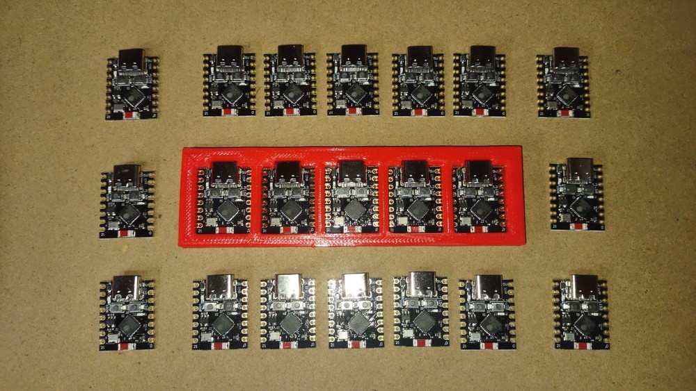 ESP32-C3 Super Mini - 5 PACK! - WIFI Micro Computer 4MB USB-C - Bluetooth + Case