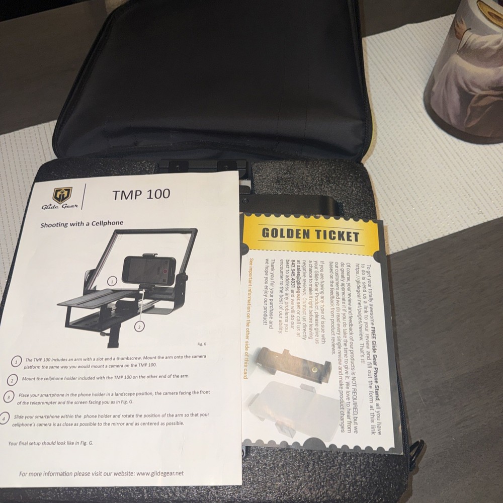 Glide Gear TMP100 Tablet/Smartphone Teleprompter – Open Box w/ Case