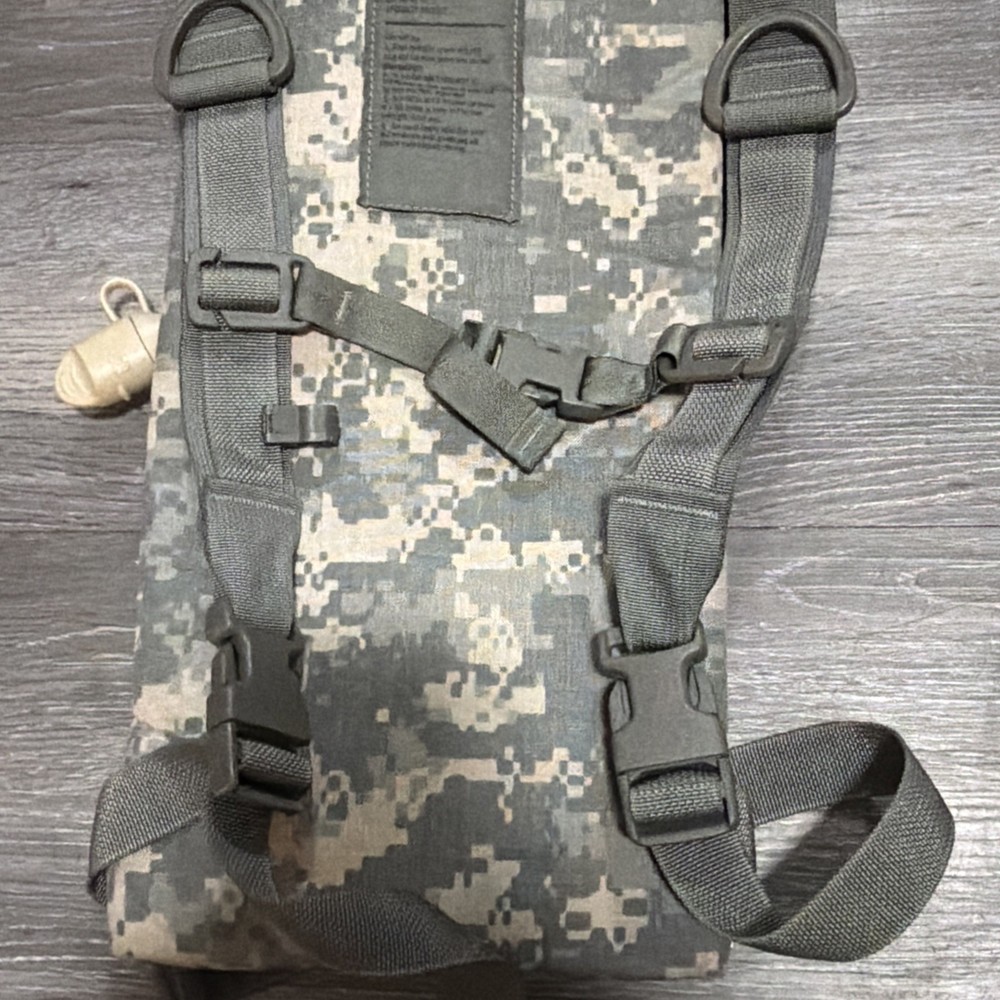 MILITARY MOLLE CAMELBACK MULE HYDRATION PACK Molle II