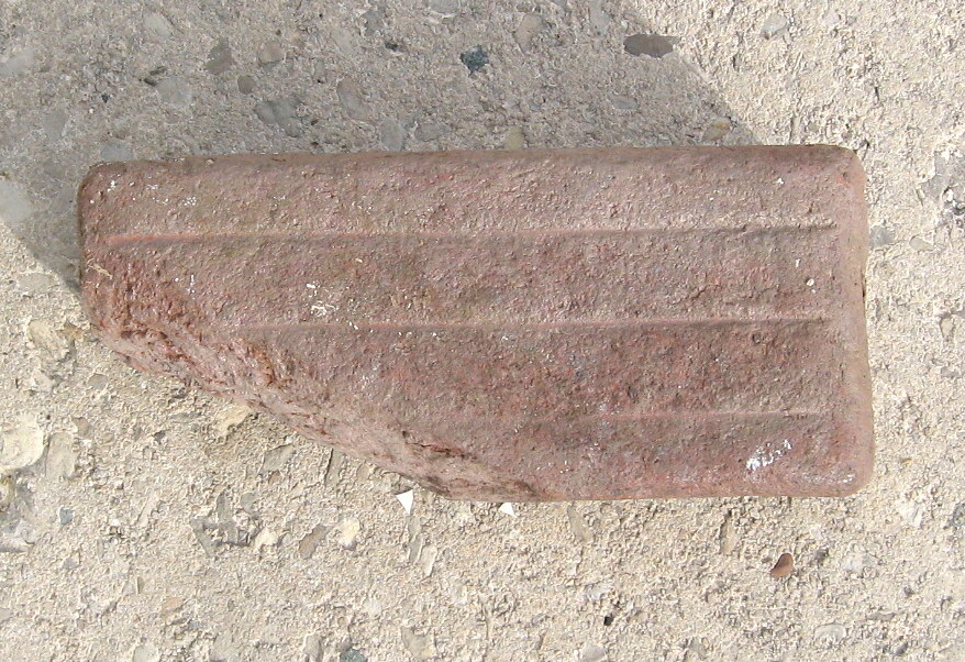 SCARCE FULTONHAM_O PAVER RAIL BLOCK.