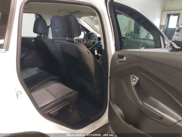 Fuse Box Engine Fits 17 ESCAPE 4595116