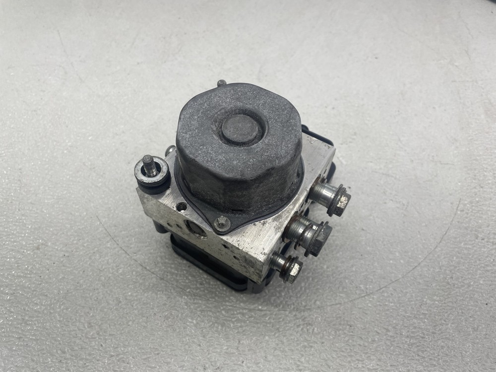 17-19 HARLEY-DAVIDSON ELECTRA GLIDE ULTRA CLASSIC FLHTCU ABS PUMP UNIT MODULE