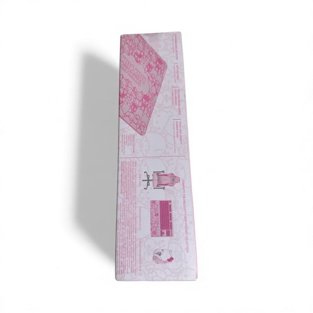 Razer Gigantus V2 Soft Gaming Mouse Mat Medium - Hello Kitty &