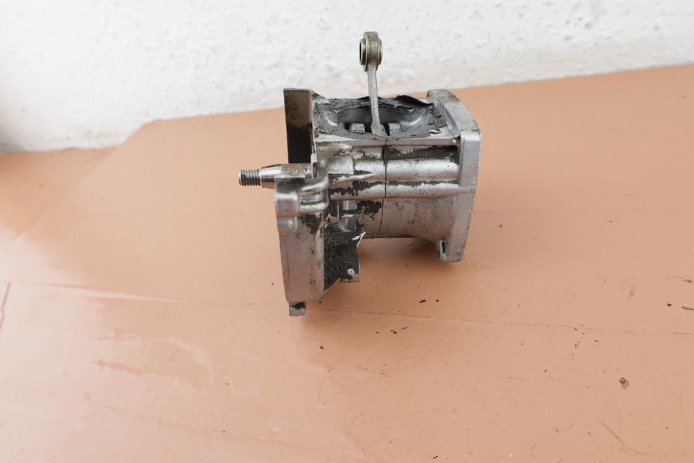 Echo ES-2100 Blower OEM Crankcase