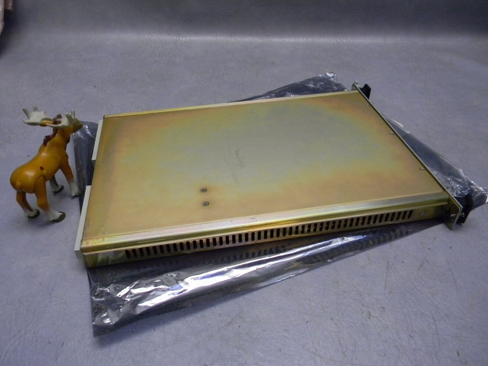 Bruel & Kjaer VXI Type 3009 5-Channel Microphone AC Amplifier Panel Mount NEW