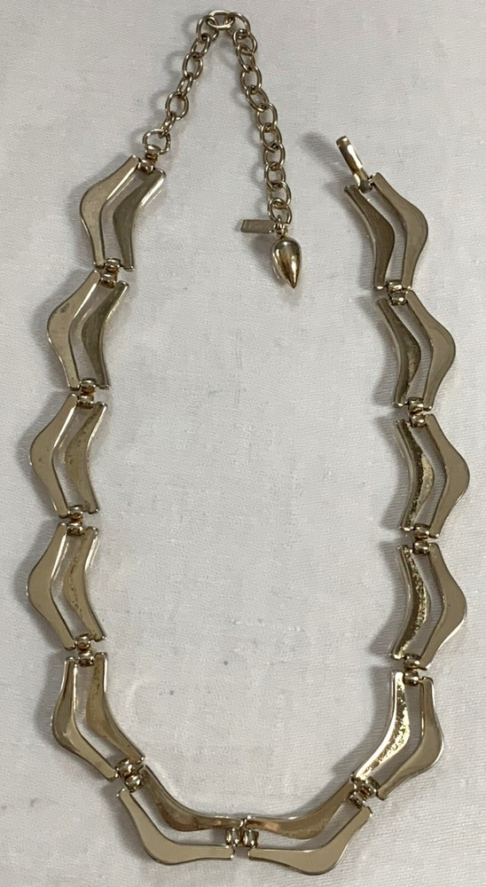 MONET Necklace 17"