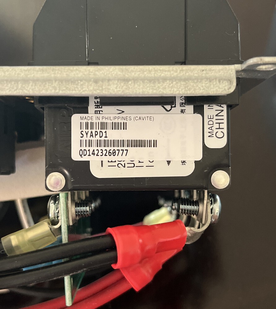 APC Power Distribution Panel SYAPD1