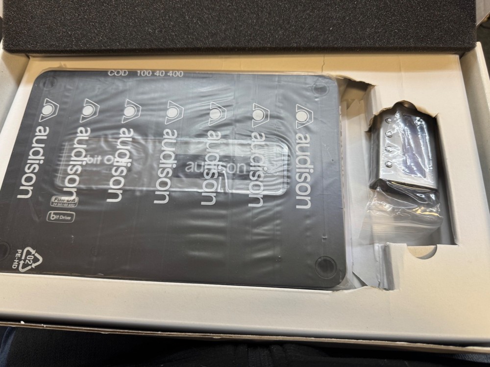 audison bit one new, open box