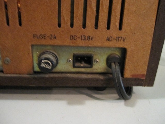 ROYCE 1-640 SSB/AM 23 CH BASE. COSMETICS SHARP COLLECTABLE CLEAN UNIT. POWERS ON