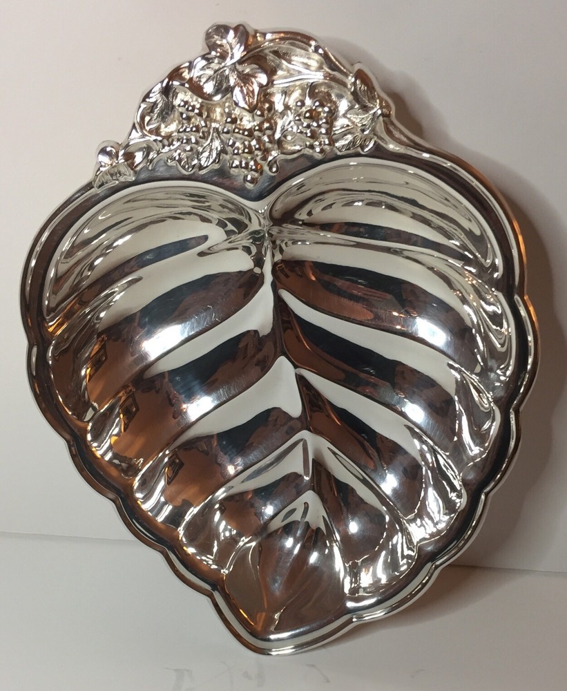 The Sheffield Silver Co. Leaf Dish Silverplate Grapevine Detail