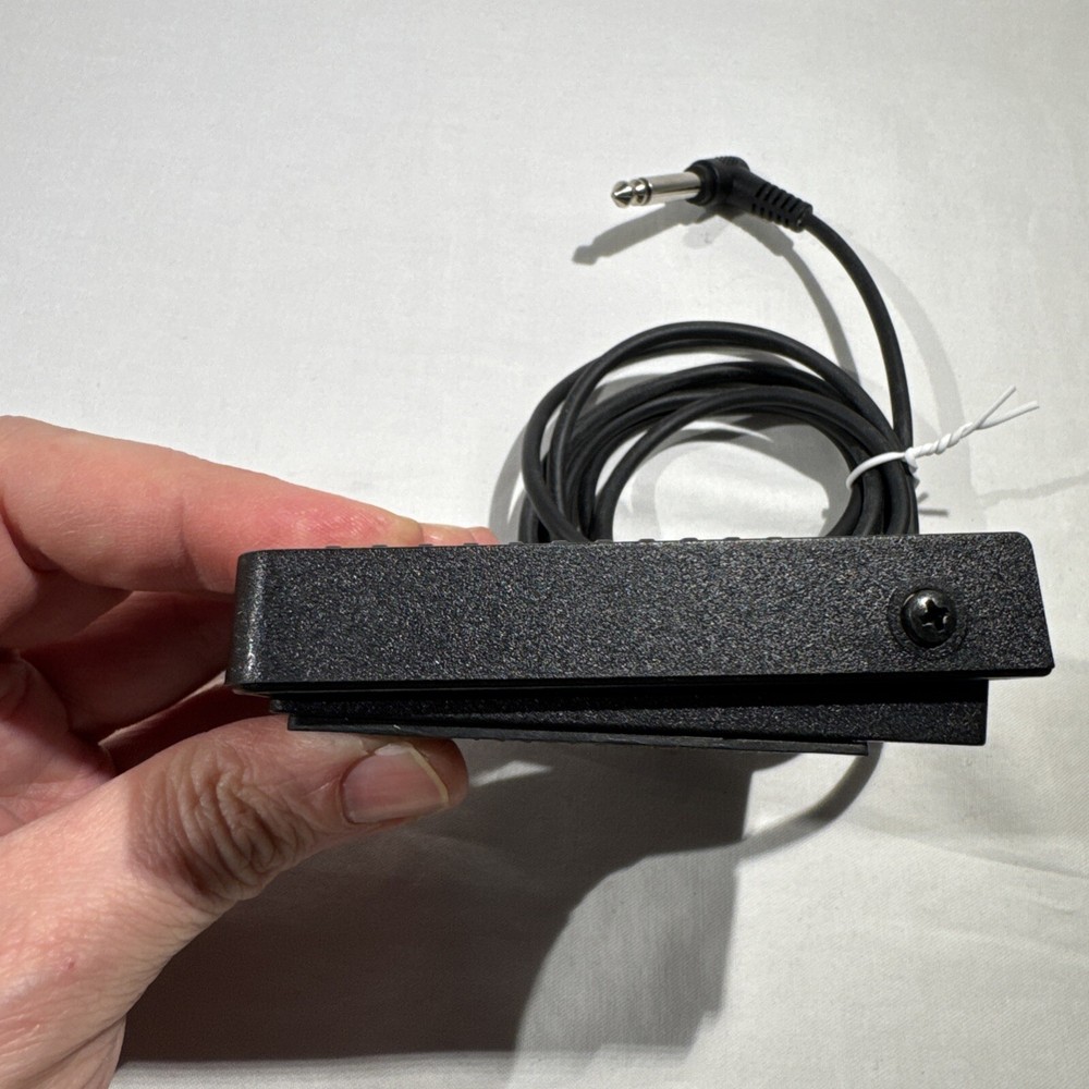 Korg PS-3 Momentary contact switch