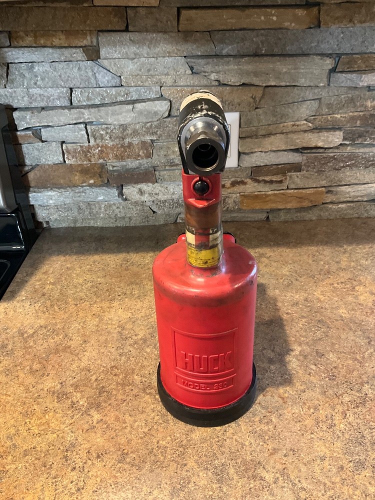 Huck bolt gun model 230