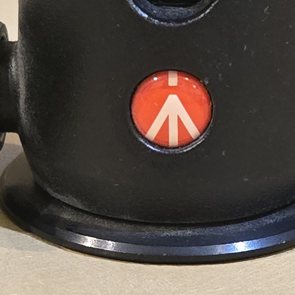 Manfrotto 496RC2 Compact Ball Head with Quick Release Plate