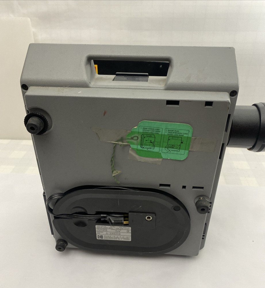 Kodak Ektagraphic III B Carousel Projector