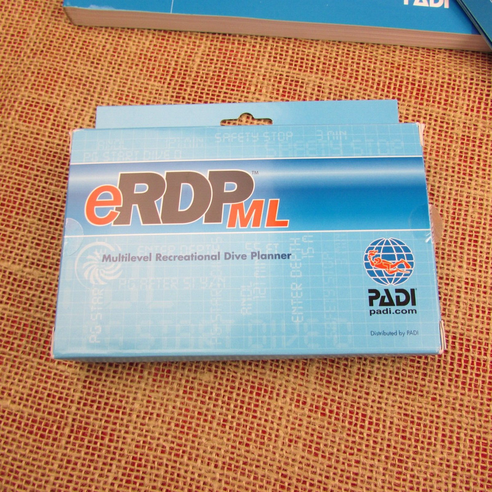 PADI Diver Kit # 60067 2012 READ