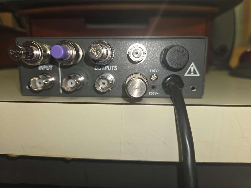 Leitch Video Distribution Amplifier