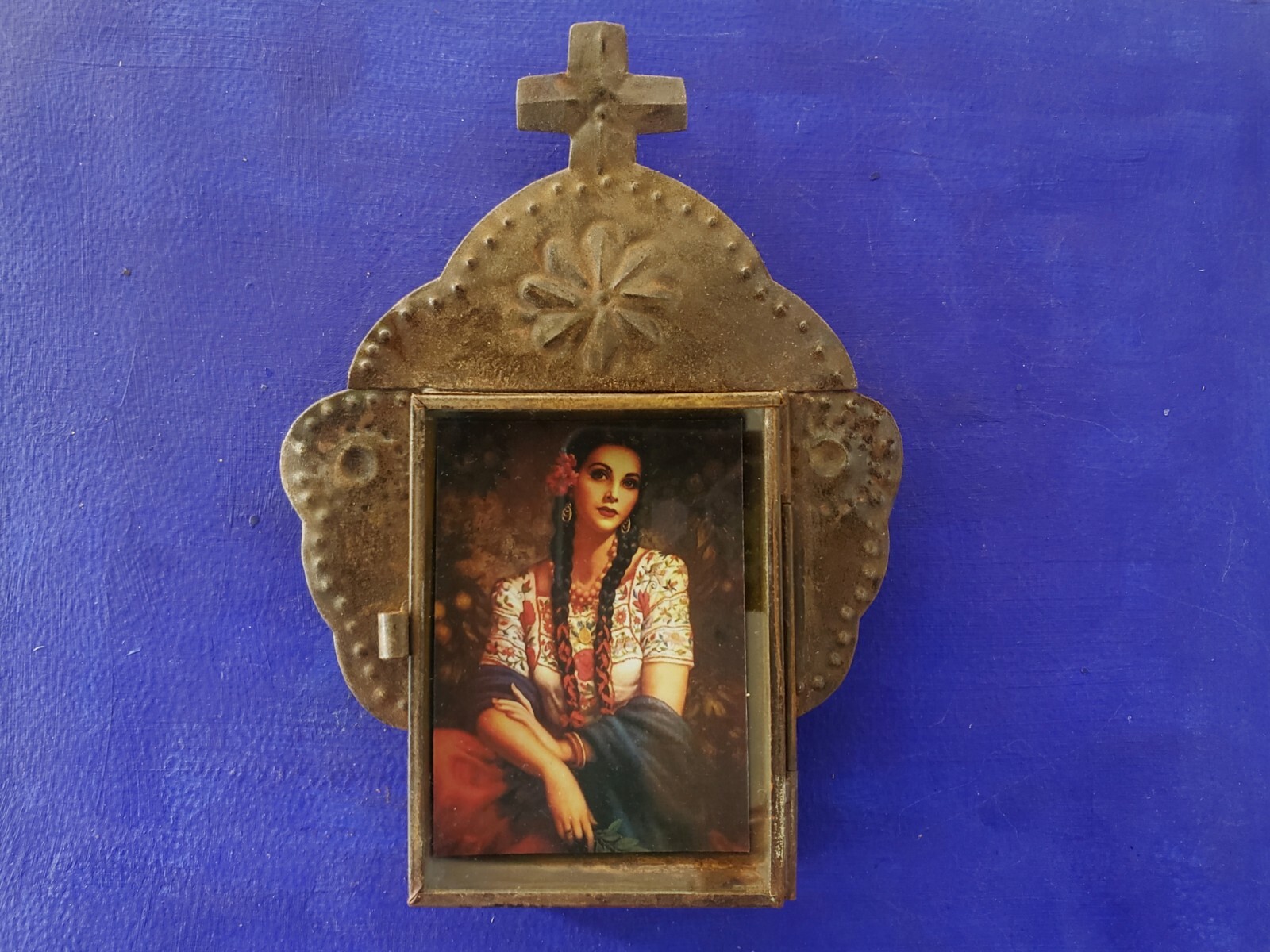 Rustic Mexican tin nicho Beautiful Mexican Señorita senorita lady maria folk art