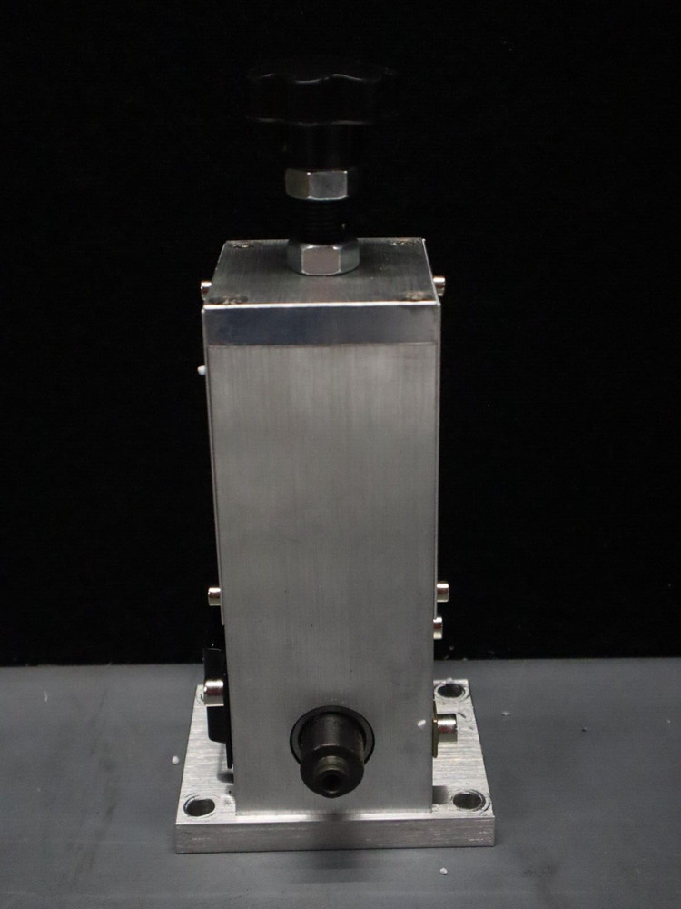 Manual Scrap Wire Stripper Wire Stripping Machine for Recycling