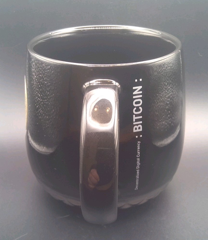 : BITCOIN : Decentralized Digital Currency Coffee Mug