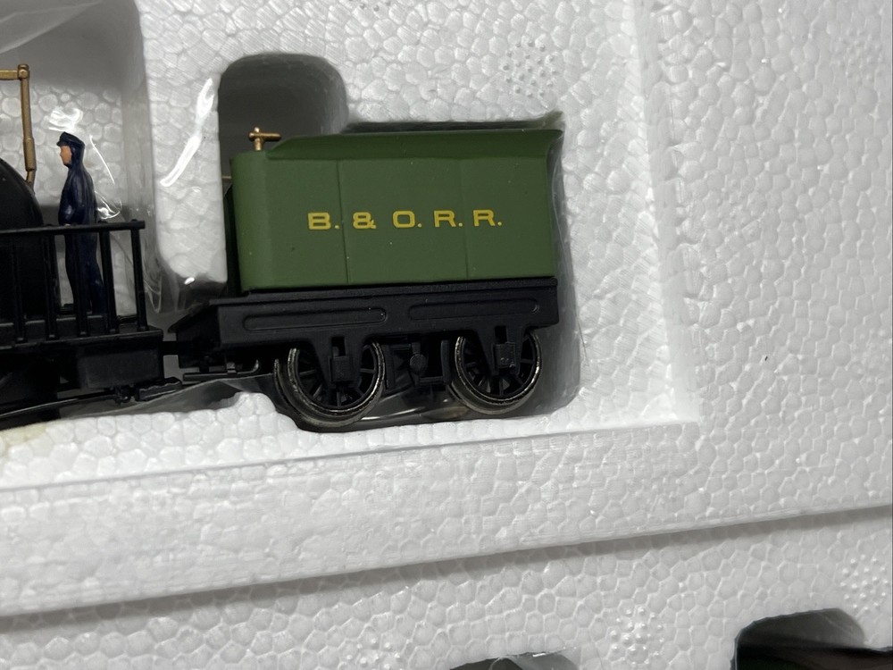 Bachmann HO Scale “The Lafayette” Train Set Open Box Complete Unused