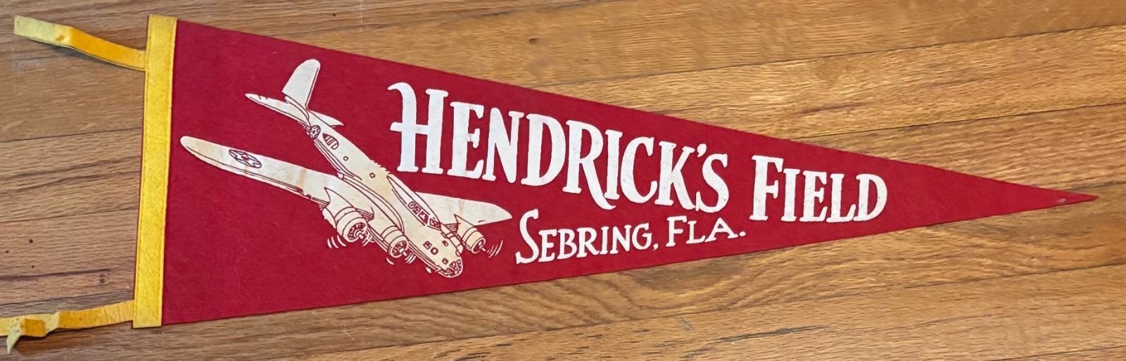 Vintage 1940s Sebring Florida Hendricks Field Souvenir Pennant B-17 USAAF Base