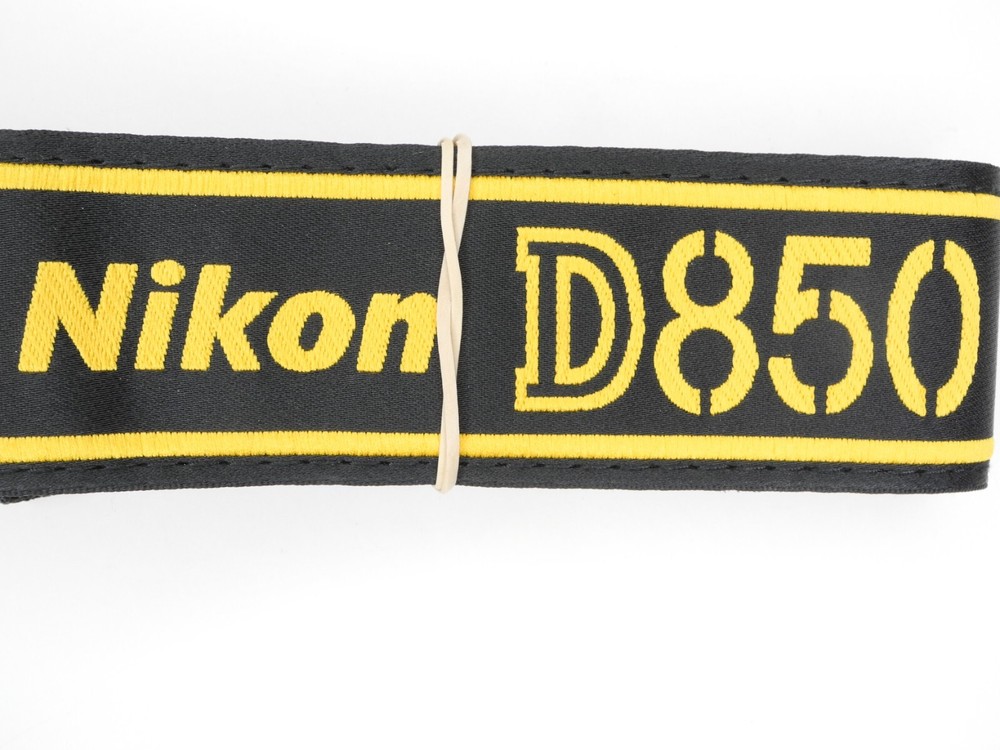 Nikon D850 Genuine DSLR Camera Neck Strap / AN-DC18