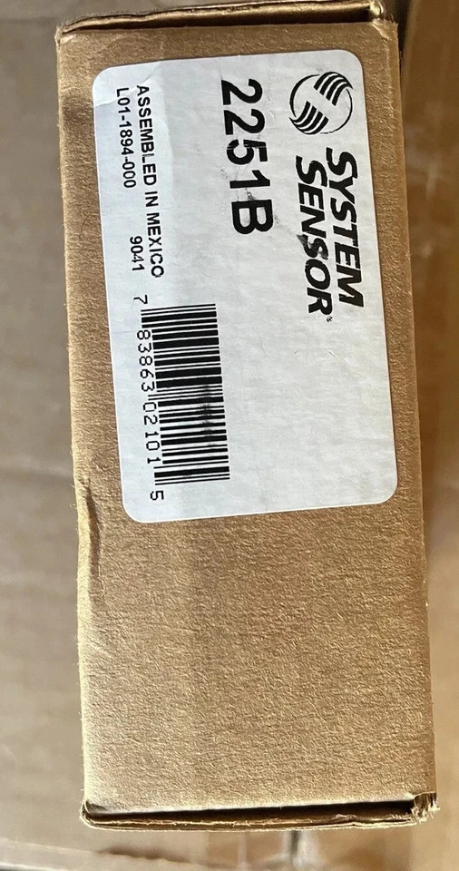 NEW SYSTEM SENSOR 2251B SMOKE DETECTOR