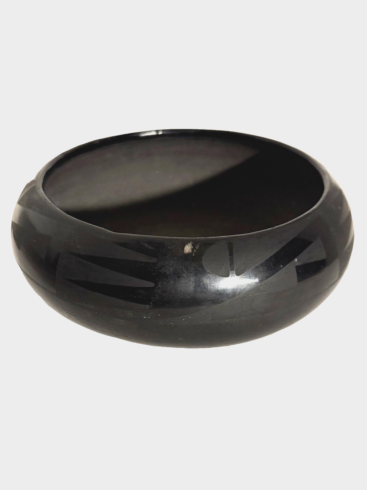 MARIA MARTINEZ (1887-1980), CLASSIC “MARIE” BLACK-ON-BLACK 9” POTTERY BOWL