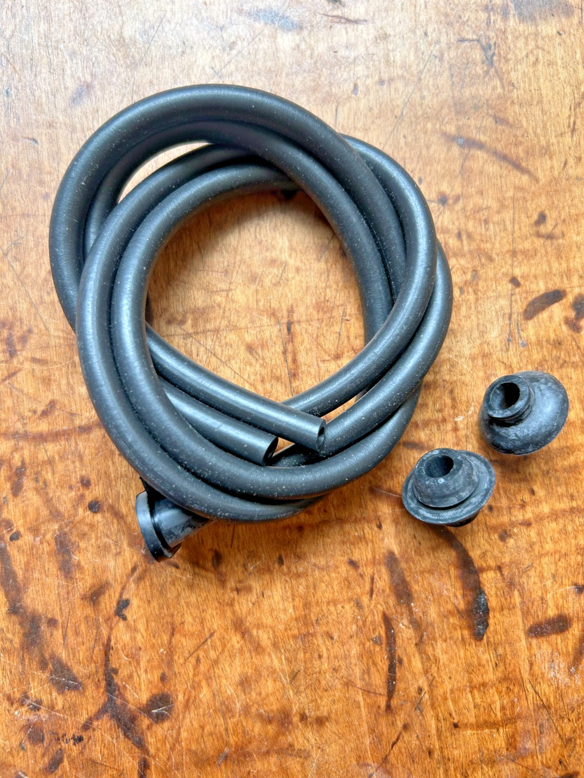 1956 1957 Chevy Windshield Window Drain Tubes & Grommets NEW