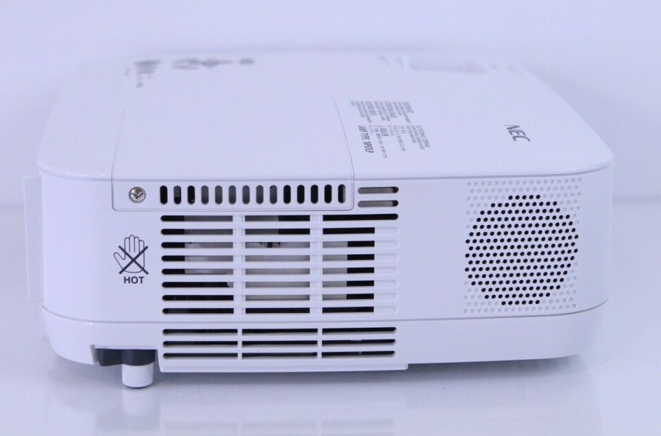 NEC NP610 Multimedia Projector