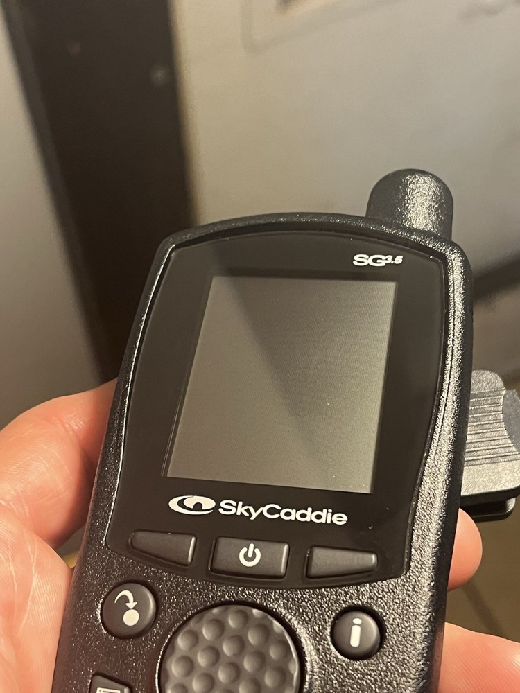 SKYCADDIE SG3.5 Golf GPS Rangefinder & Usb Adapter. Powers On