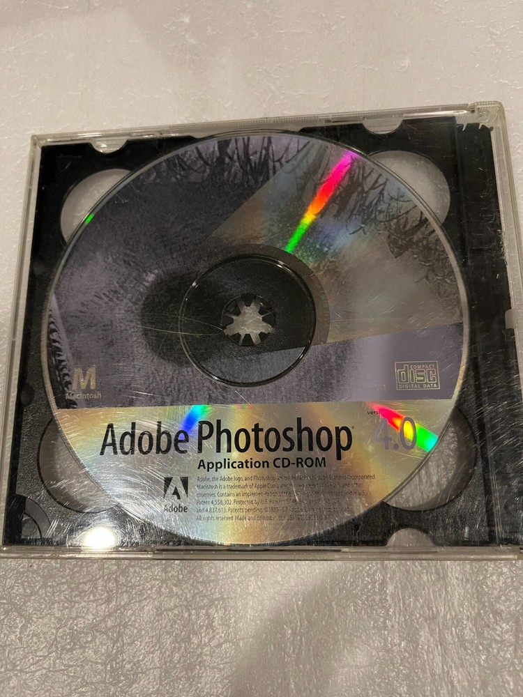Adobe Photoshop 4.0 Application CD for Mac & Tutorial CD for Windows/MAC CD-Set