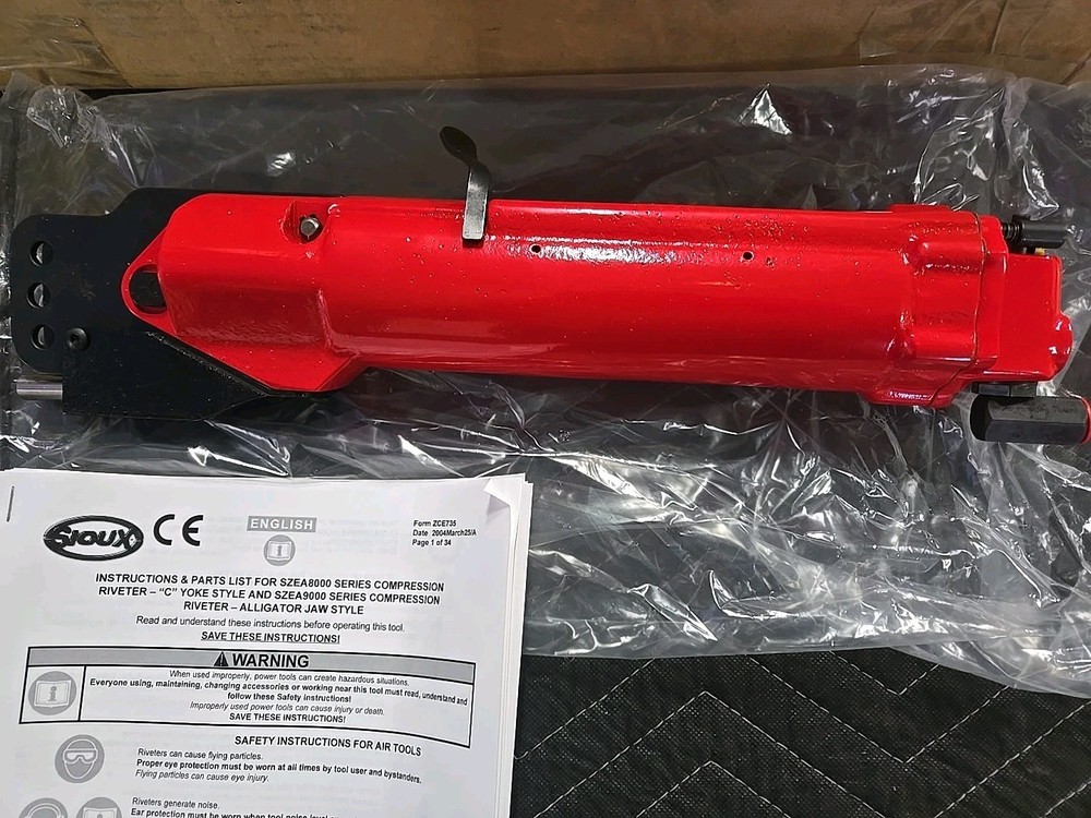 SIOUX Tools Compression Riveter SZEA8000 Max Force ( No Jaw ) Tool Only