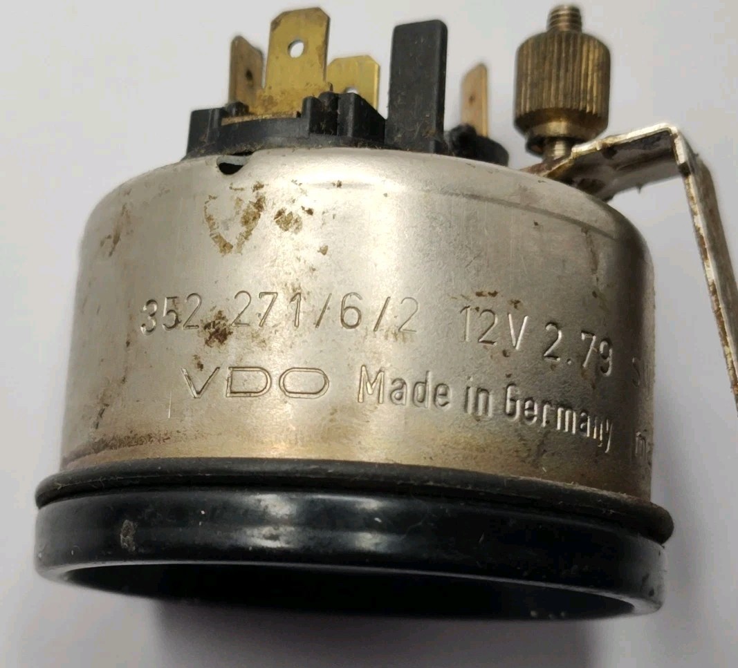 VOLVO PENTA VDO Oil Pressure Gauge 150 PSI 352 271/6/2 12V Boat Parts Massefrei