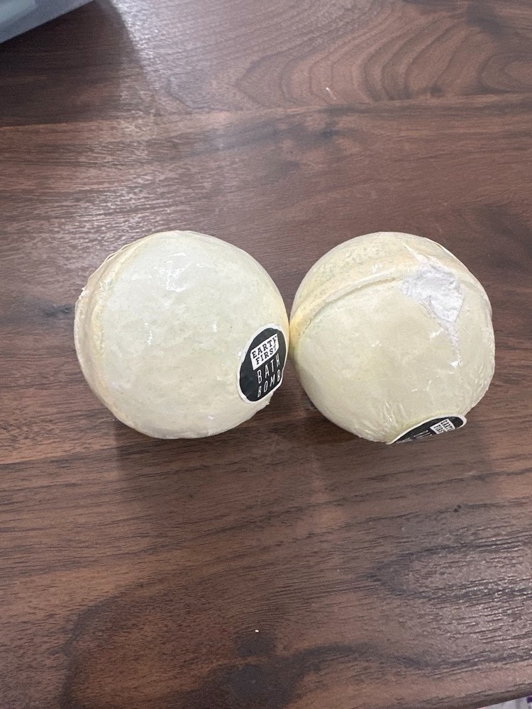 2 HALLU Earth First Bath Bombs – 4.9 oz Each – Sealed