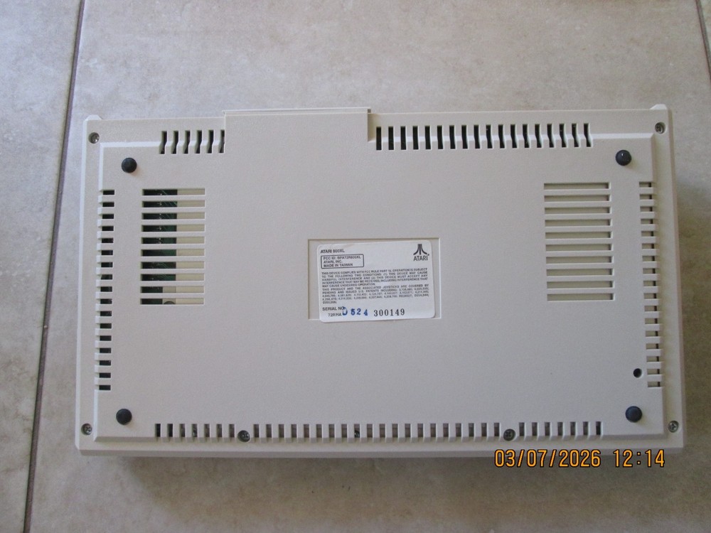 Atari 800XL Computer CIB