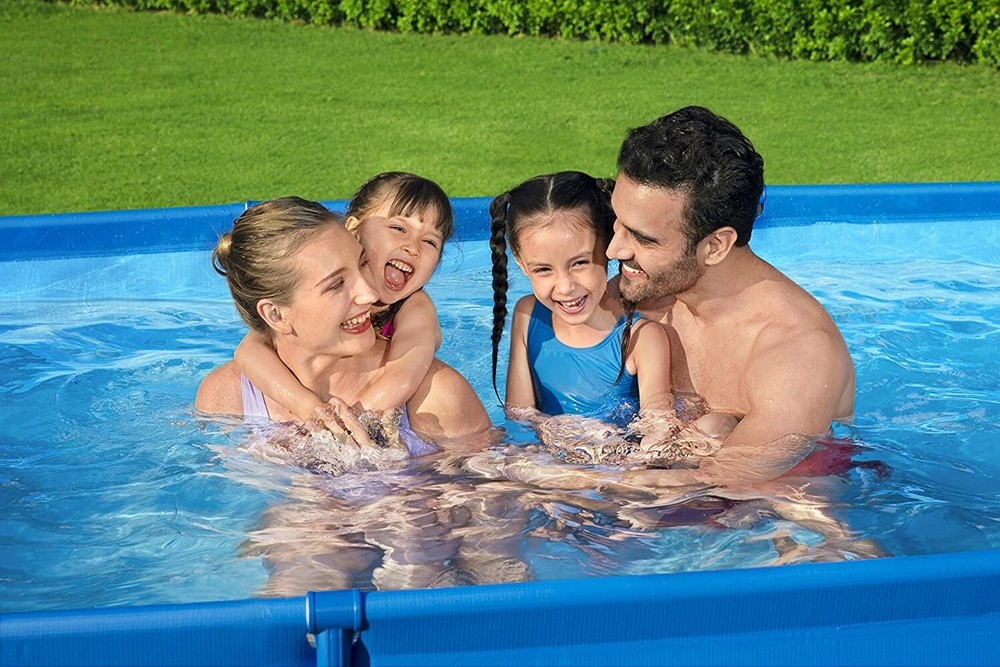 Steel Pro Deluxe Splash Frame Pool