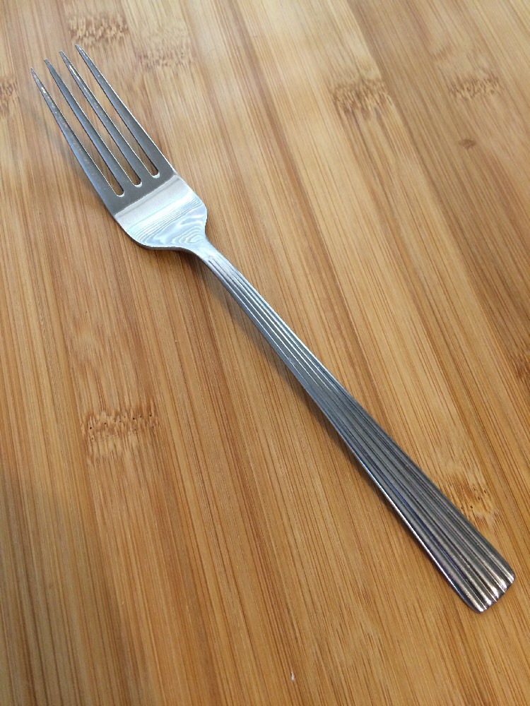 Hampton Silversmiths Glossy Stainless Ribbed Ridges GRAND Dinner Fork 7 7/8"