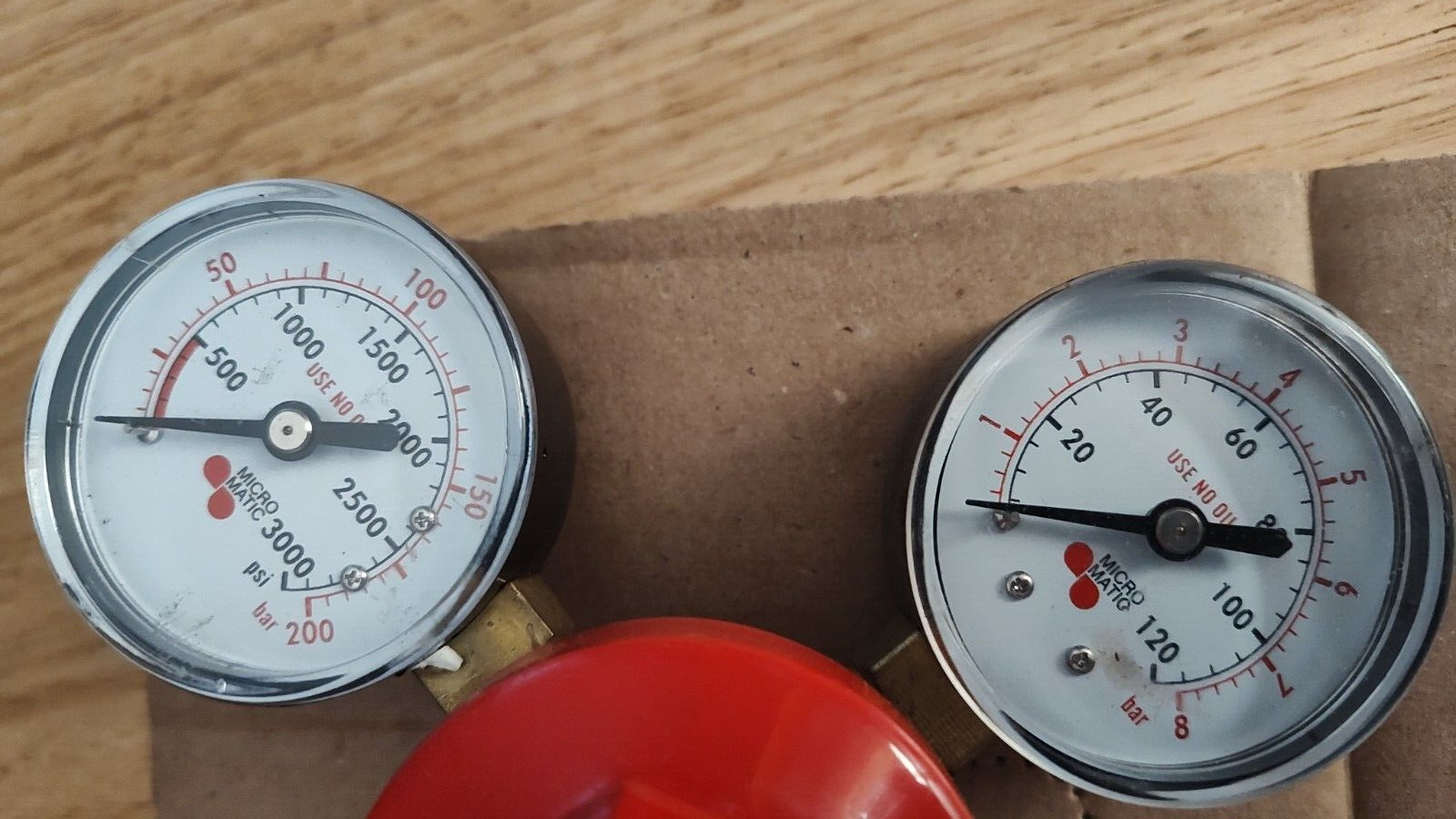 Micro Matic 842 CO2 Gas Regulator Primary Low Pressure 0-60 2 Gauge NIB