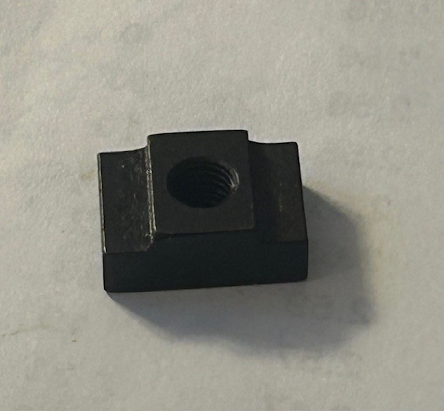 523850 Tee Nut