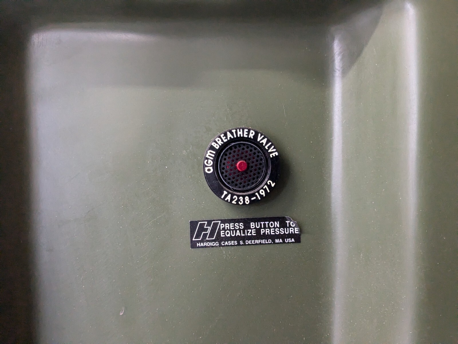 Hardigg/Pelican Wheeled Hard Cases - FREE SHIPPING