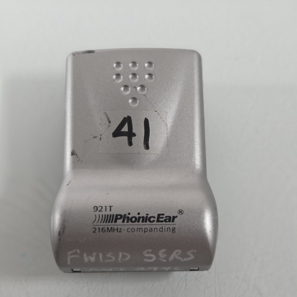 4 Bodyworn Transmitter 921T Radium 216MHz Phonic Ear UNTESTED - 1 DOESNT TURN ON