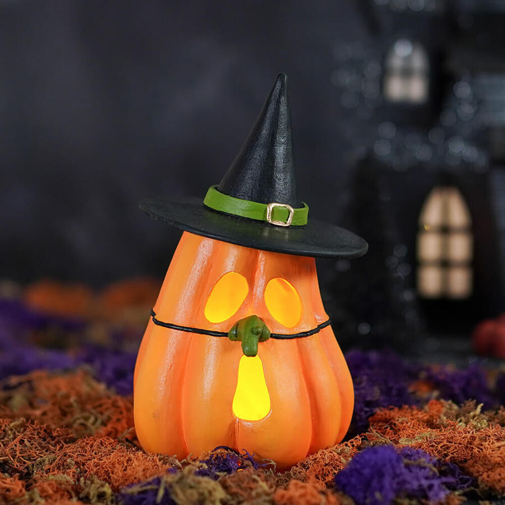 Pumpkin Witch Luminary