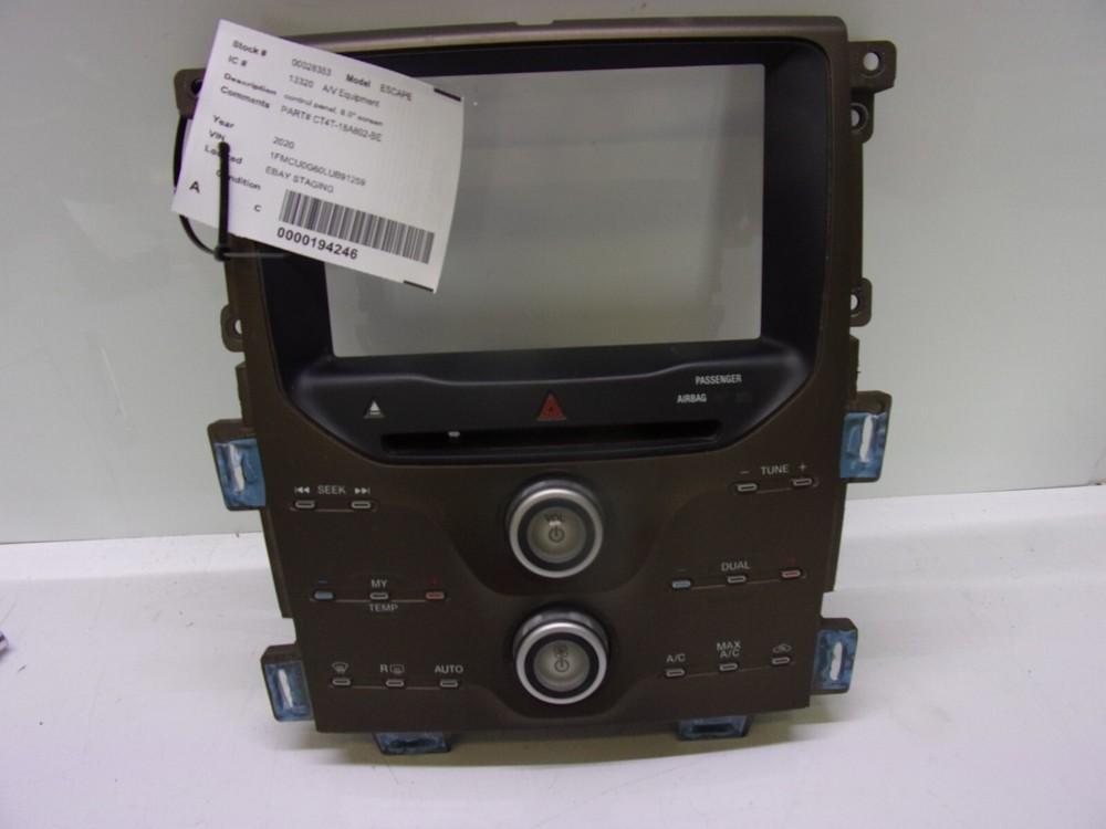 FORD ESCAPE 2020 A/V Equipment control panel, 8.0" screen