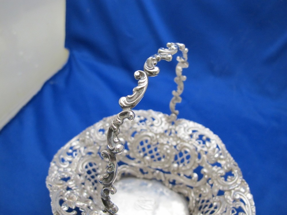 Nice Small VICTORIAN Sterling PIERCED SWING HANDLE BASKET-Repousse Scrolls