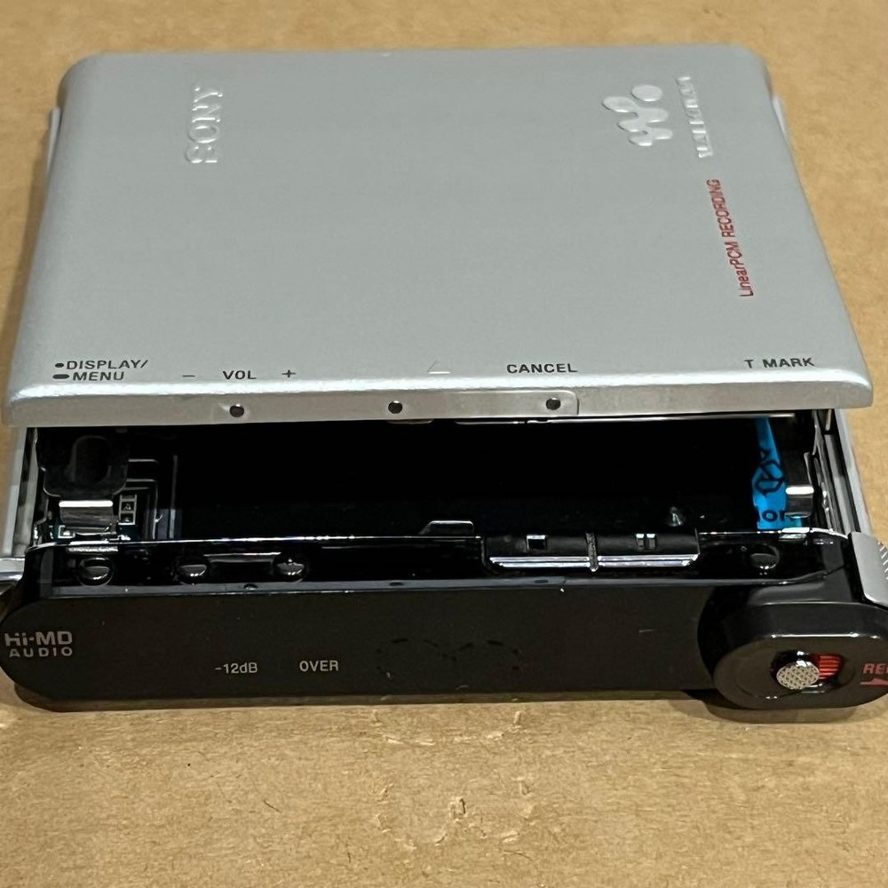 Sony MZ-RH1 Hi-MD Walkman Digital Recorder OLED With Original Box Fully Function