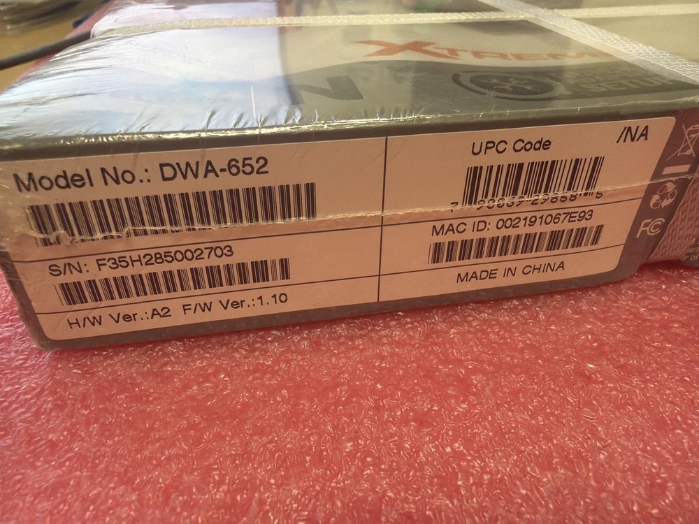 D-LINK DWA-652 XTREME N NOTEBOOK ADAPTER